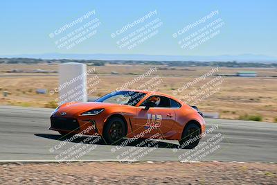 media/Oct-18-2025-Extreme Speed (Sat) [[d6d7e1fef1]]/Group 2 Green/Session 2 (Turn 3)/